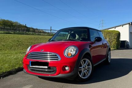 Mini Cooper 153.000 km 4.400 &euro; Waldbröl 51545