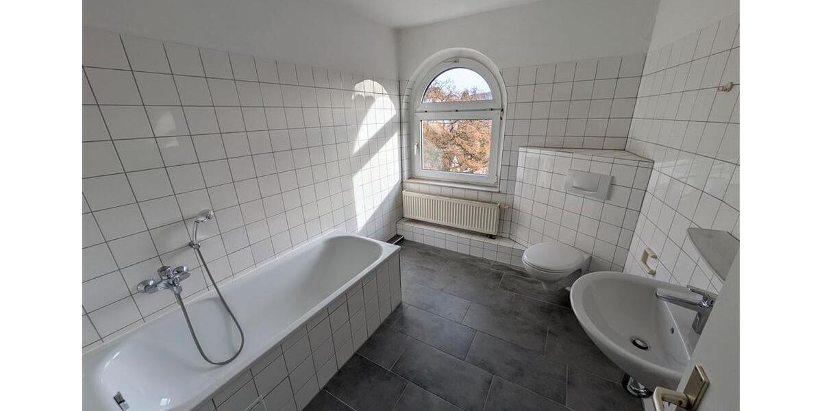 Dachgeschoßwohnung Lüdenscheid Staberg - 3 Zimmer, 73 m&sup2;, 410&euro; | Angebot:23601114