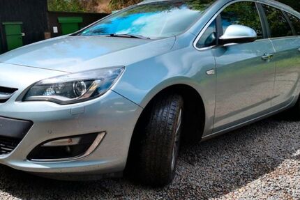 Opel Astra 188.000 km 2.700 &euro; Gummersbach 51643