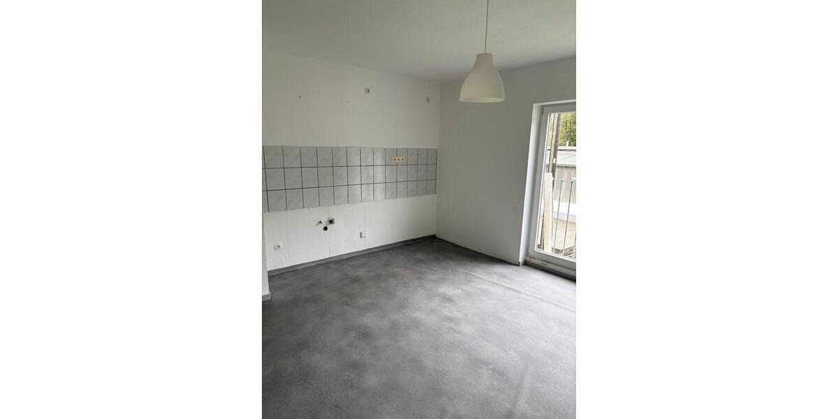Etagenwohnung Gummersbach Berstig Süd - 1 Zimmer, 37 m&sup2;, 415&euro; | Angebot:27598067