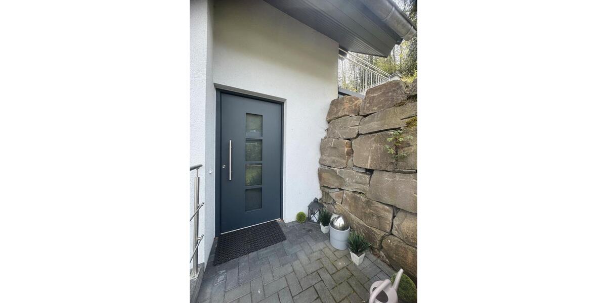 Einfamilienhaus Gummersbach Berstig Süd - 4 Zimmer, 130 m&sup2;, 1.490&euro; | Angebot:26211220