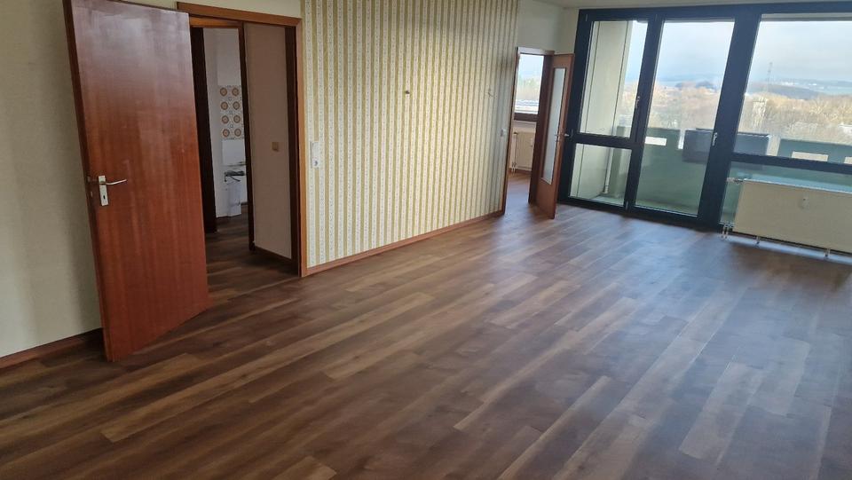 Etagenwohnung Radevormwald - 1 Zimmer, 82 m&sup2;, 585&euro; | Angebot:25174373