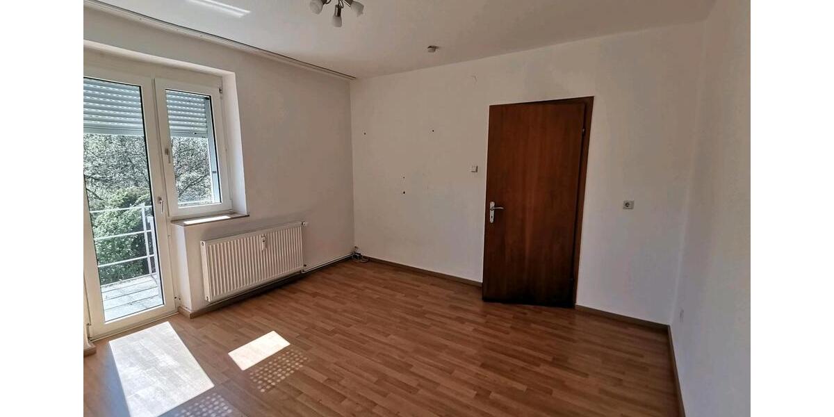 Etagenwohnung Wermelskirchen - 3 Zimmer, 80 m&sup2;, 1.020&euro; | Angebot:27551964