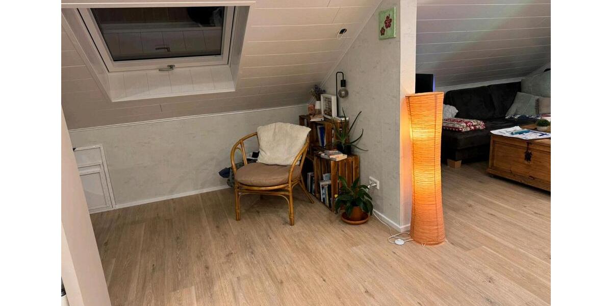 Dachgeschoßwohnung Olpe - 4 Zimmer, 75 m&sup2;, 680&euro; | Angebot:24983712