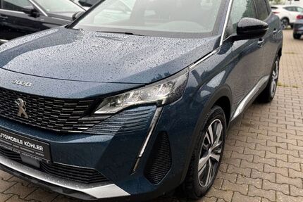 Peugeot 3008 33.500 km 25.490 &euro; Gummersbach 51645