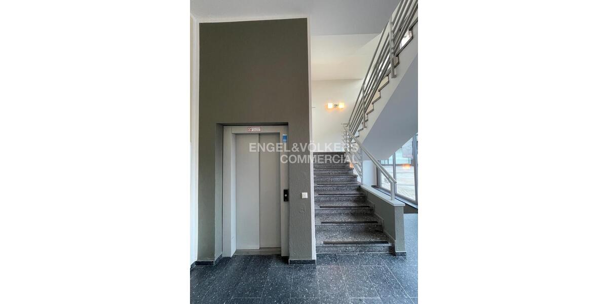 Gewerbeobjekt Lüdenscheid - 2.600&euro; | Angebot:24769860