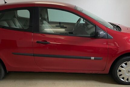 Renault Clio 160.000 km 2.250 &euro; Plettenberg 58840