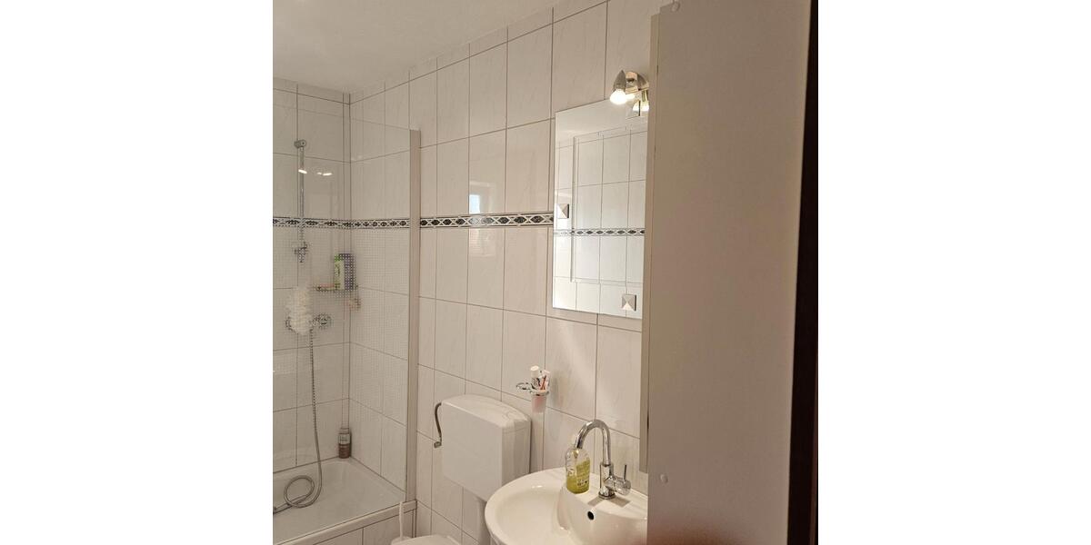 Etagenwohnung Lindlar - 3 Zimmer, 80 m&sup2;, 800&euro; | Angebot:27581292
