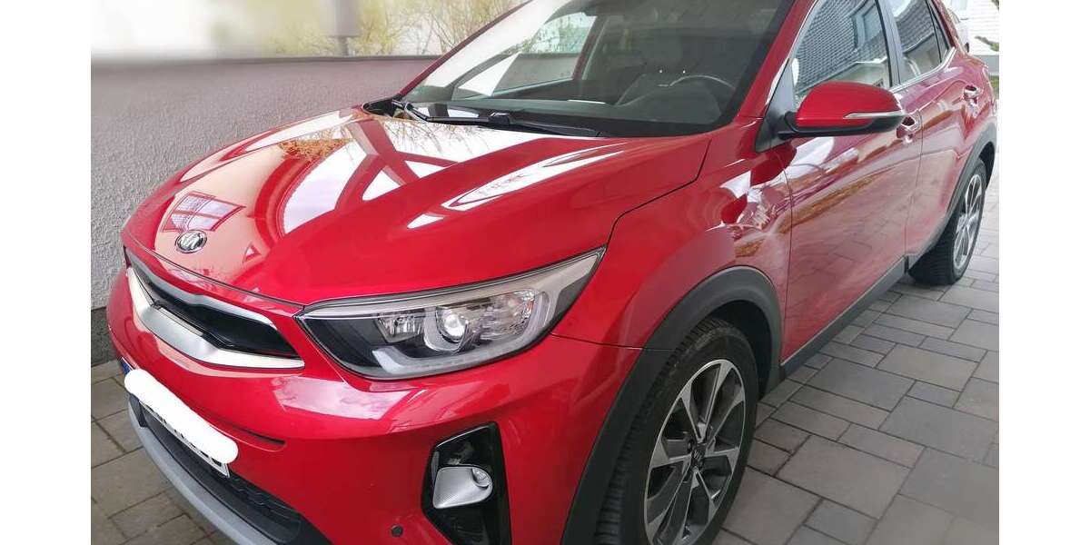 Kia Stonic 93.000 km 11.450 &euro; Attendorn 57439