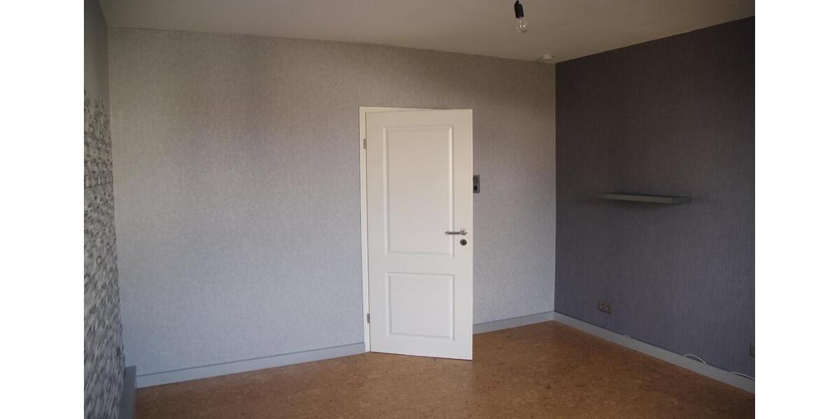 Etagenwohnung Halver - 4 Zimmer, 103 m&sup2;, 750&euro; | Angebot:25964957