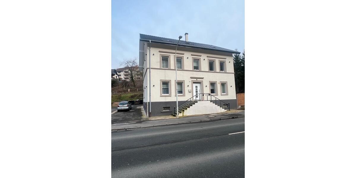 Einfamilienhaus Werdohl - 15 Zimmer, 360 m&sup2;, 399.000&euro; | Angebot:27208973