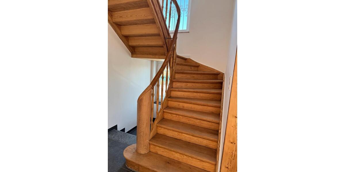 Einfamilienhaus Lüdenscheid - 5 Zimmer, 170 m&sup2;, 1.400&euro; | Angebot:24789227