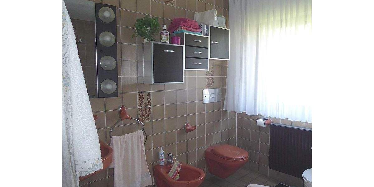 Einfamilienhaus Reichshof Brüchermühle - 5 Zimmer, 160 m&sup2;, 355.000&euro; | Angebot:25698219