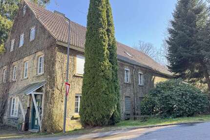 Haus Marienheide - 9 Zimmer, 280 m&sup2;, 249.900&euro; | Angebot:20306012