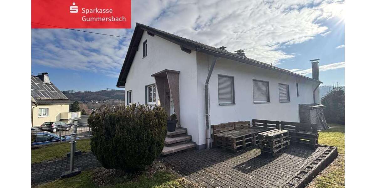 Einfamilienhaus Bergneustadt - 4 Zimmer, 117 m&sup2;, 349.000&euro; | Angebot:25396389