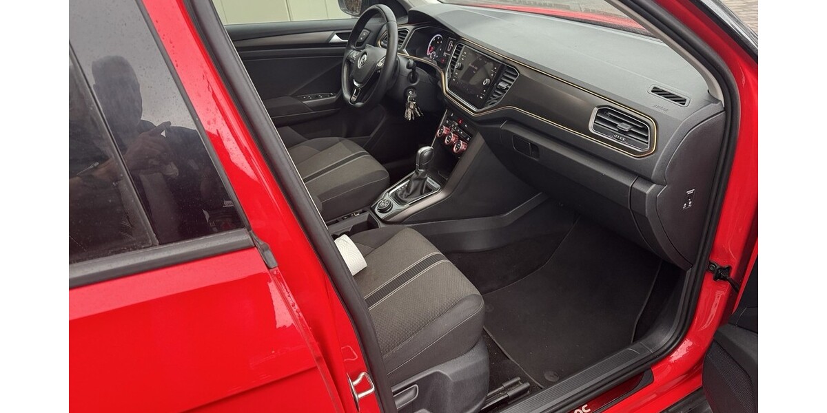 VW T- Rock 110.000 km 18.600 &euro; Windeck 51570