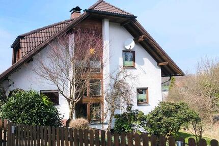 Haus Freudenberg - 5 Zimmer, 175 m&sup2;, 2.100&euro; | Angebot:27615678