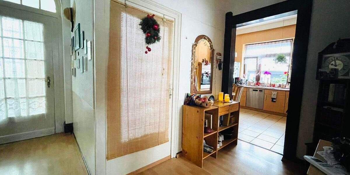 Mehrfamilienhaus, Wohnhaus Halver - 6 Zimmer, 170 m&sup2;, 239.000&euro; | Angebot:25730419