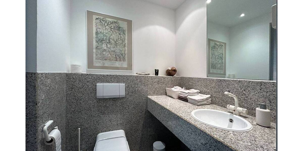 Einfamilienhaus Reichshof Eckenhagen - 1 Zimmer, 379 m&sup2;, 869.000&euro; | Angebot:25982988