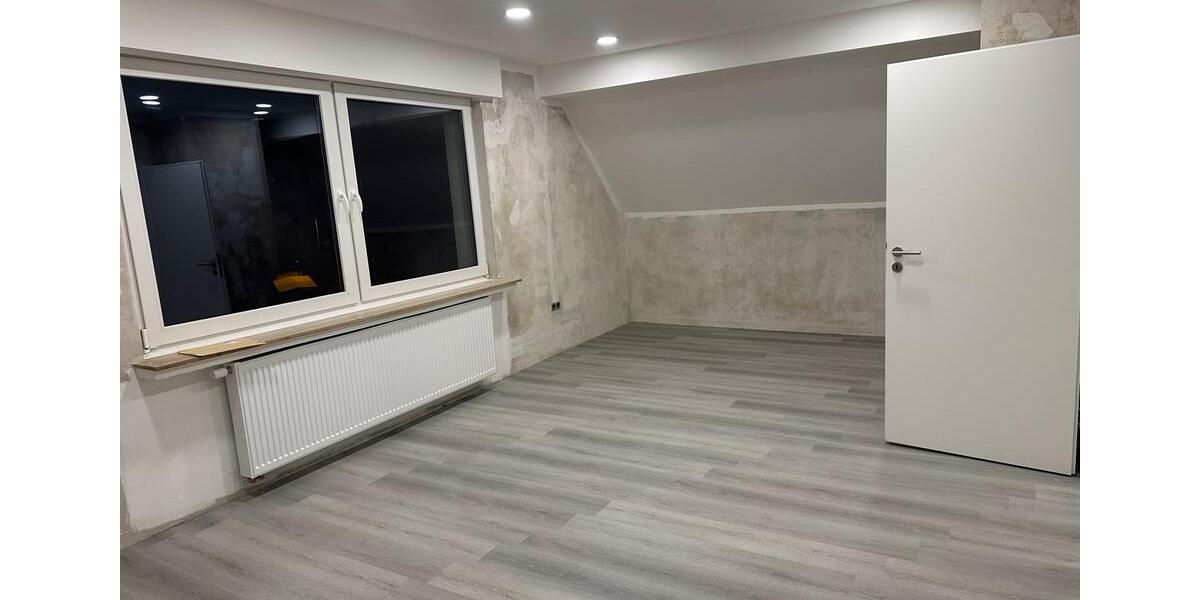 Dachgeschoßwohnung Marienheide - 3 Zimmer, 69 m&sup2;, 530&euro; | Angebot:25921596