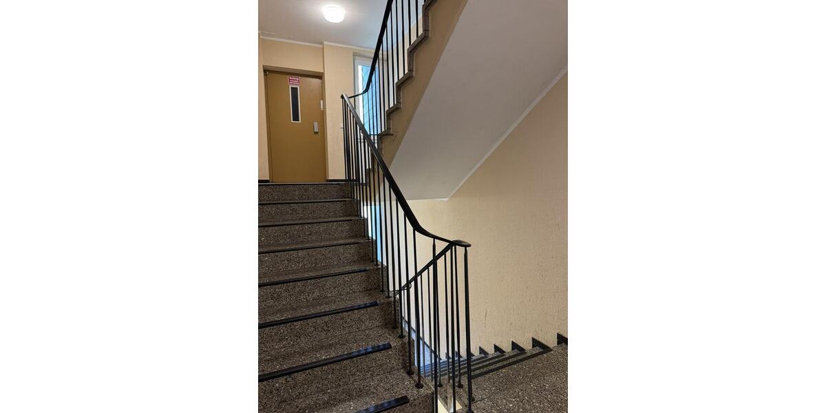 Etagenwohnung Gummersbach Hepel - 4 Zimmer, 94 m&sup2;, 89.900&euro; | Angebot:27246603