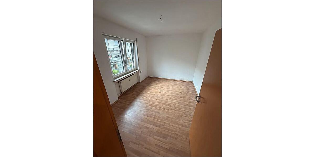 Etagenwohnung Plettenberg - 4 Zimmer, 105 m&sup2;, 750&euro; | Angebot:27570289