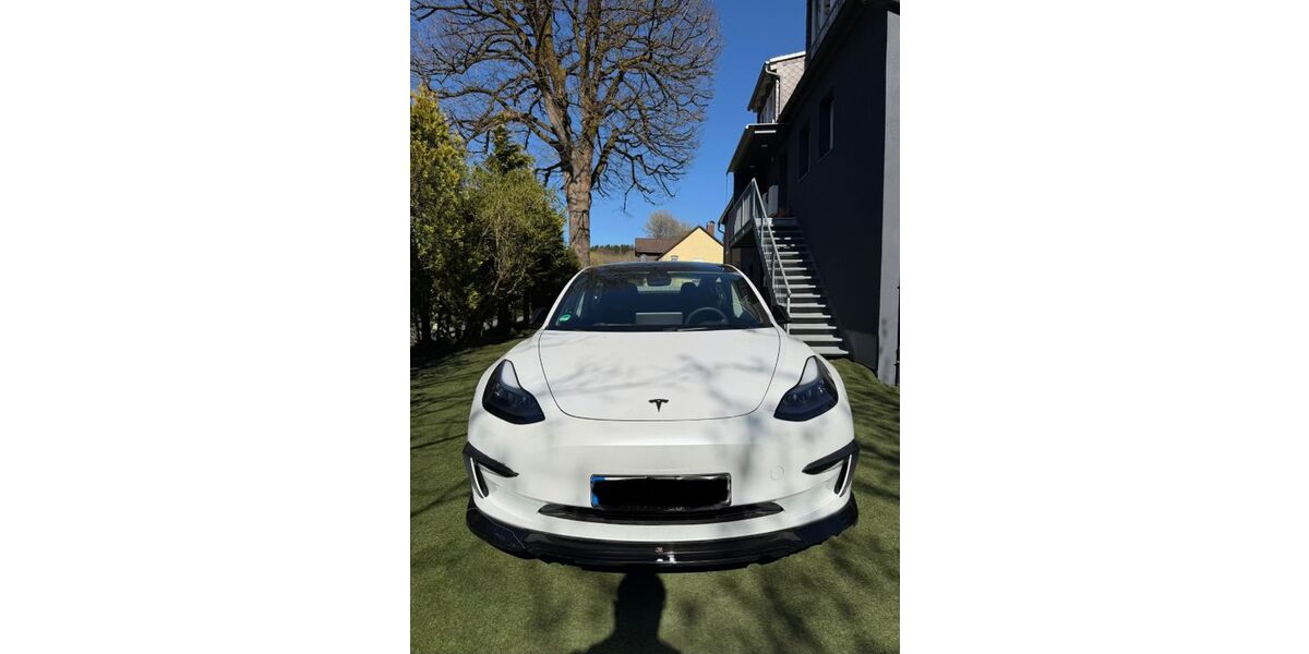 Tesla Model 3 39.300 km 29.900 &euro; Lüdenscheid 58511