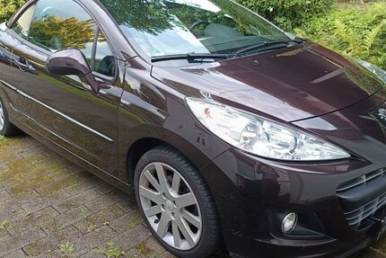 Peugeot 207 80.300 km 6.990 &euro; Windeck 51570