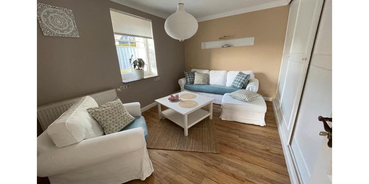 Doppelhaushälfte Reichshof - 9 Zimmer, 320 m&sup2;, 400.000&euro; | Angebot:27030689