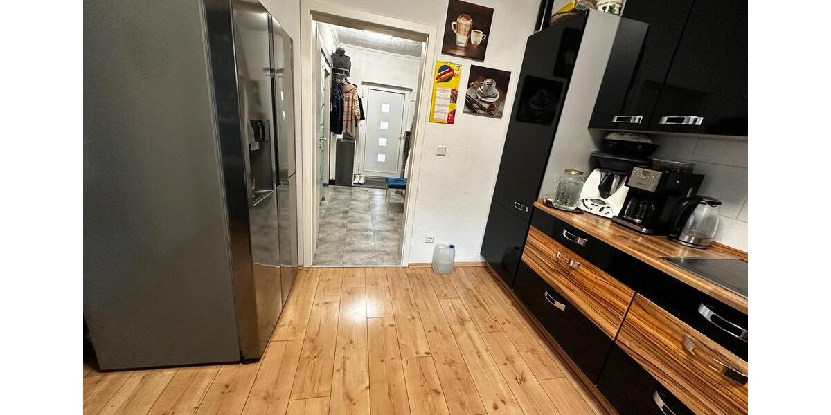 Einfamilienhaus Gummersbach Berstig Süd - 8 Zimmer, 183 m&sup2;, 360.000&euro; | Angebot:26613918
