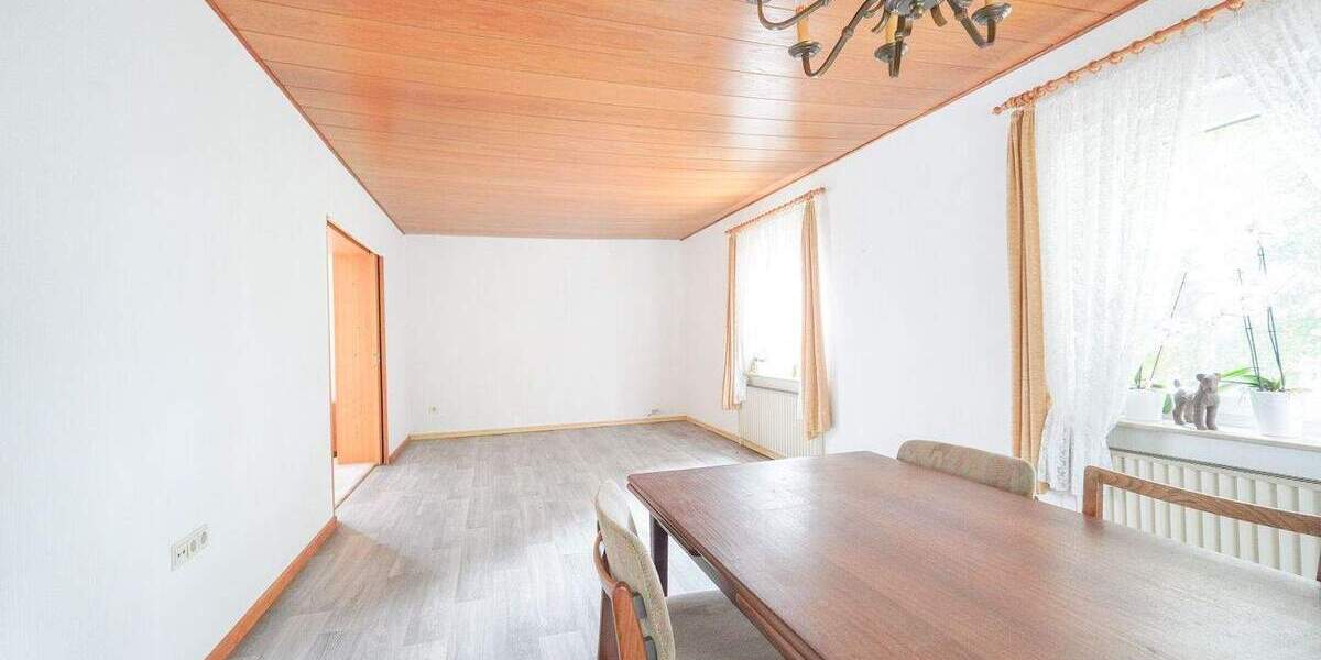 Einfamilienhaus Freudenberg Oberholzklau - 7 Zimmer, 189 m&sup2;, 297.000&euro; | Angebot:25688499