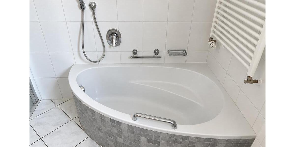 Erdgeschoßwohnung Wenden - 2 Zimmer, 92 m&sup2;, 1.070&euro; | Angebot:27619602