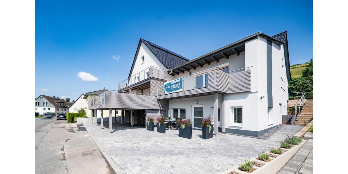 Etagenwohnung Meinerzhagen - 2 Zimmer, 100 m&sup2;, 1.200&euro; | Angebot:25918617