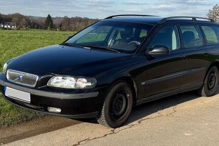 Volvo V70 328.618 km 2.500 &euro; Kürten 51515