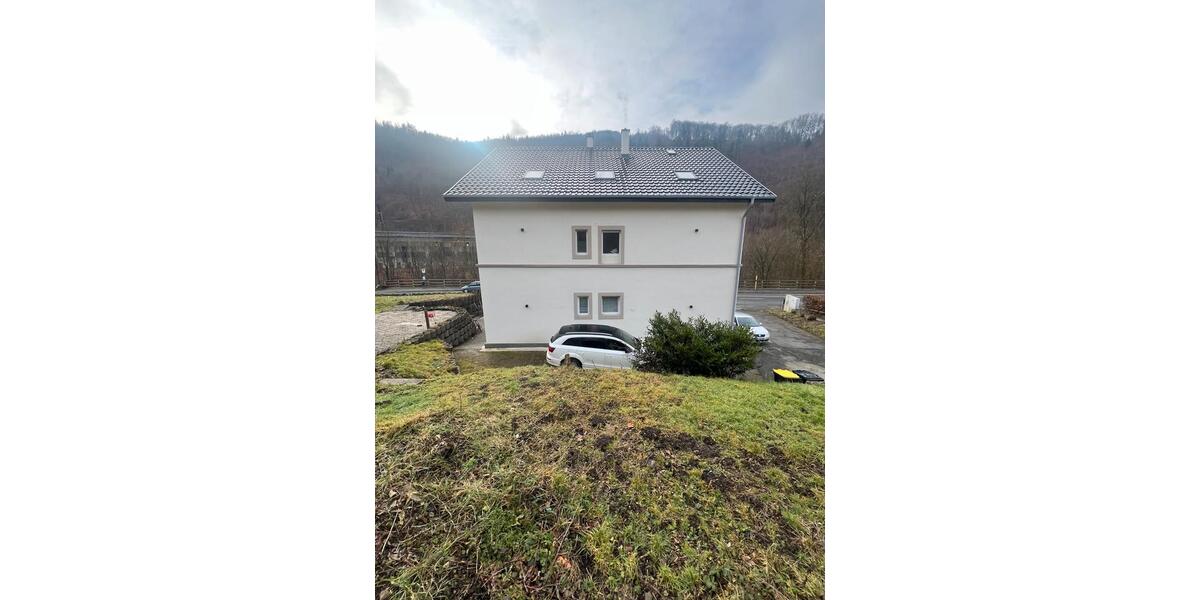 Einfamilienhaus Werdohl - 15 Zimmer, 360 m&sup2;, 399.000&euro; | Angebot:27208973