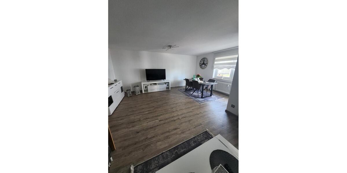 Etagenwohnung Wiehl - 4.5 Zimmer, 110 m&sup2;, 1.000&euro; | Angebot:27586591