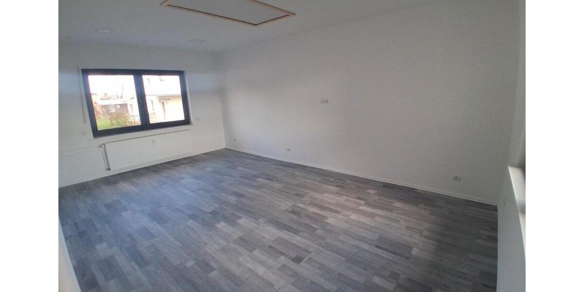Etagenwohnung Wiehl - 4 Zimmer, 101 m&sup2;, 960&euro; | Angebot:26019155