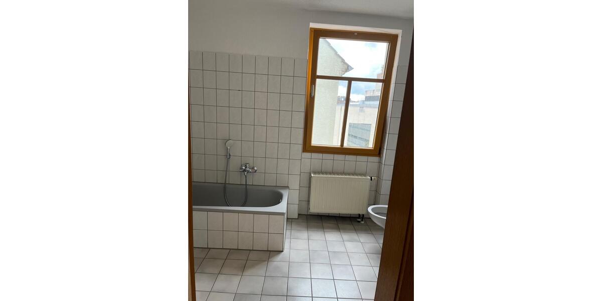 Etagenwohnung Lüdenscheid Staberg - 4 Zimmer, 82 m&sup2;, 610&euro; | Angebot:27595046