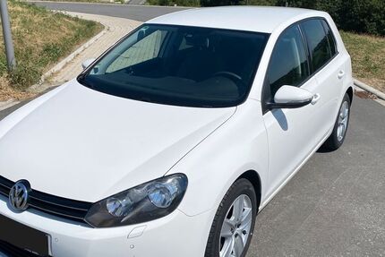 VW Golf 155.000 km 6.199 &euro; Birken-Honigsessen 57587