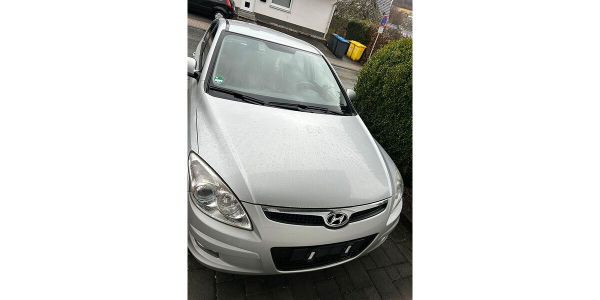Hyundai i30 240.000 km 2.650 &euro; Wenden 57482