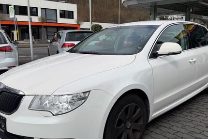 Skoda Superb 326.000 km 2.990 &euro; Eitorf 53783