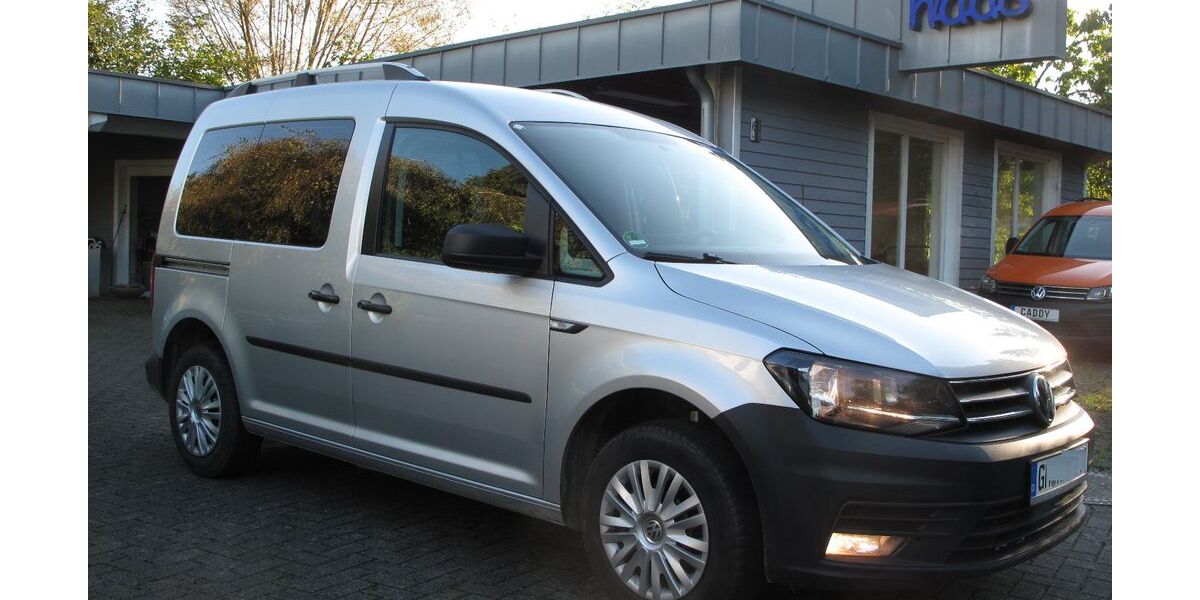 VW Caddy 96.000 km 18.987 &euro; Bergneustadt-Wiedenest 51702
