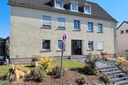 Haus Radevormwald - 15 Zimmer, 306 m&sup2;, 469.000&euro; | Angebot:27016997