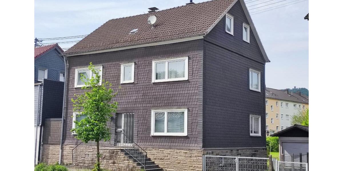 Einfamilienhaus Bergneustadt - 9 Zimmer, 220 m&sup2;, 298.000&euro; | Angebot:27141144