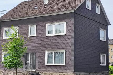 Haus Bergneustadt - 9 Zimmer, 236 m&sup2;, 298.000&euro; | Angebot:27141144