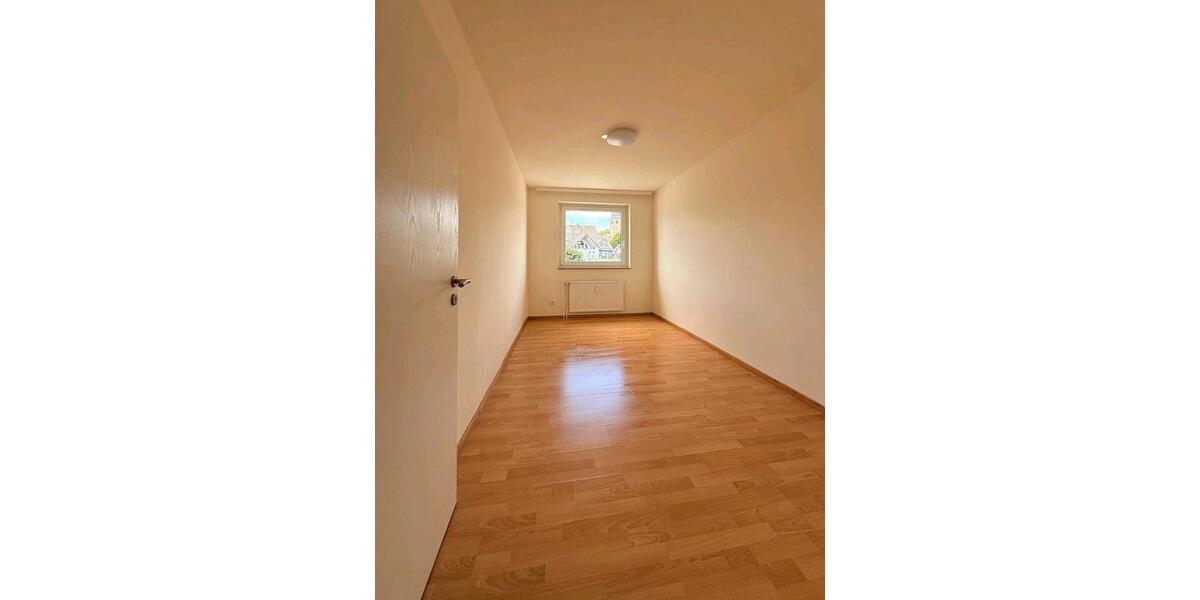 Terrassenwohnung Hückeswagen - 4 Zimmer, 95 m&sup2;, 249.000&euro; | Angebot:27162600