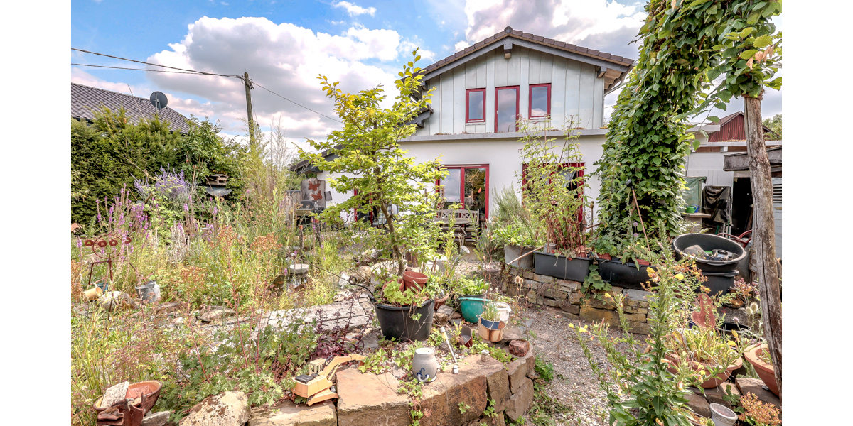 Attraktives Einfamilienhaus: 2007 grundsaniert sowie an- und umgebaut - Einfamilienhaus Windeck / Gerressen Gerressen | Angebot:27262286