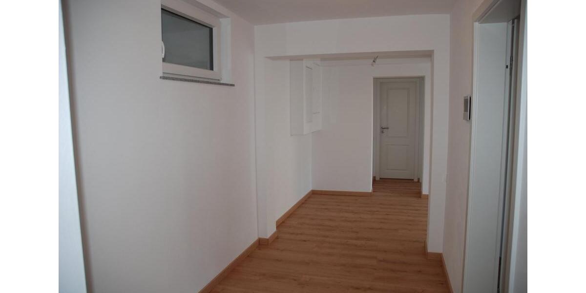 Erdgeschoßwohnung Much - 2.5 Zimmer, 92 m&sup2;, 800&euro; | Angebot:27611992