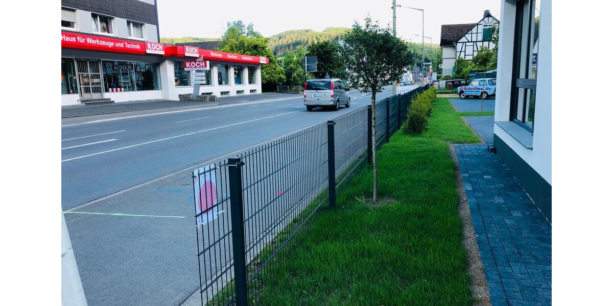 Gewerbeobjekt Gummersbach Berstig Süd - 2.200&euro; | Angebot:24695816