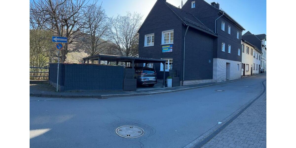 Mehrfamilienhaus, Wohnhaus Morsbach - 8 Zimmer, 235 m&sup2;, 299.000&euro; | Angebot:25126933